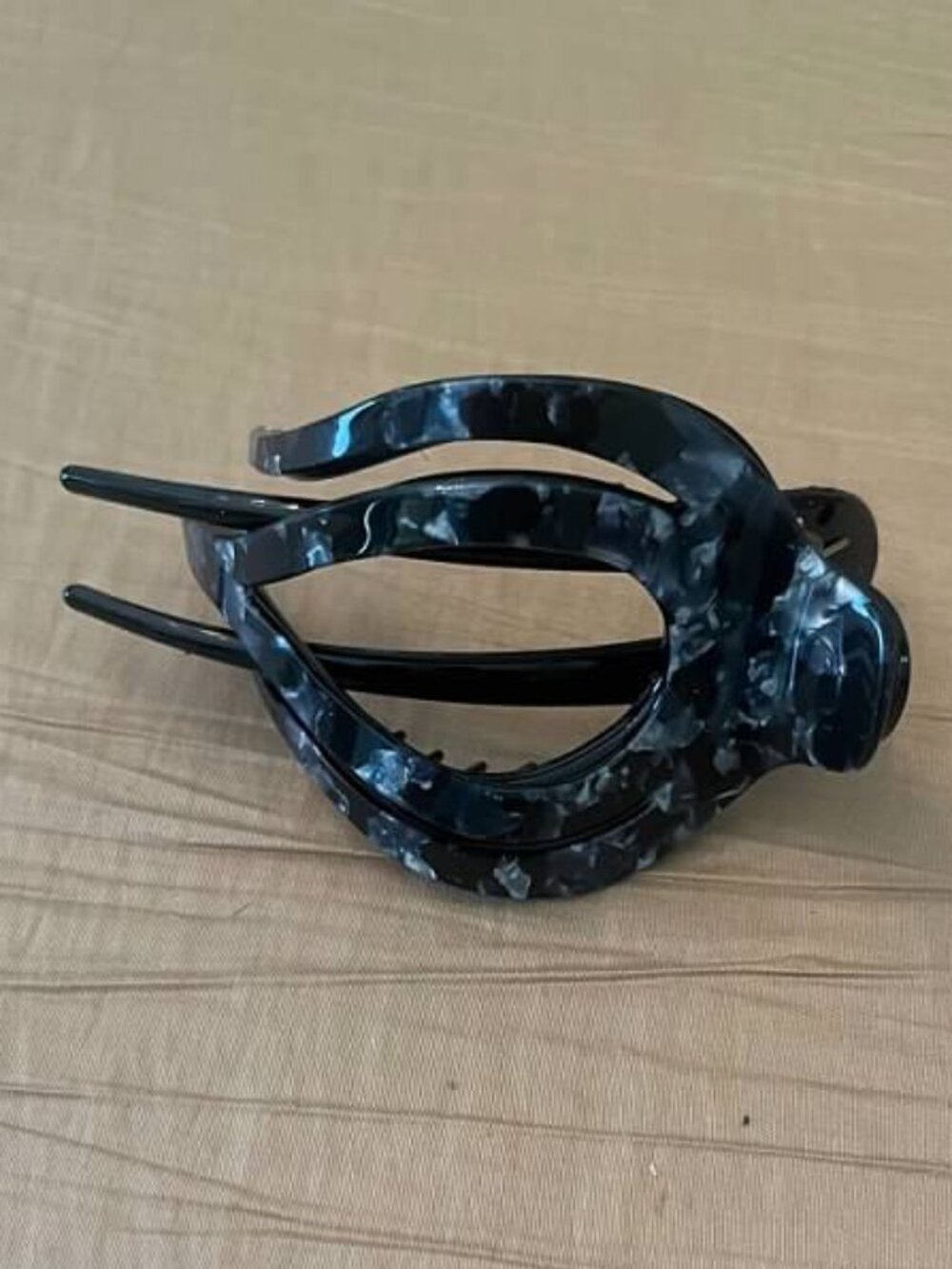Hairclip
